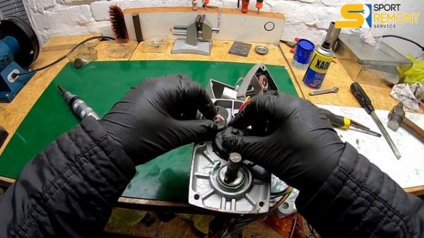 Ремонт кута підйому бігової доріжки Aerofit 8700TM. Помилка Е7 на біговій доріжці.