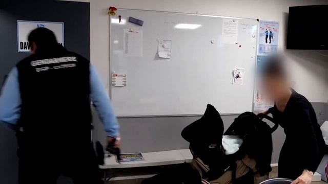 Police de Grenoble | Vols, agressions | Flic Story смотреть онлайн