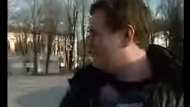 Интервью со случайным прохожим. смотреть онлайн
