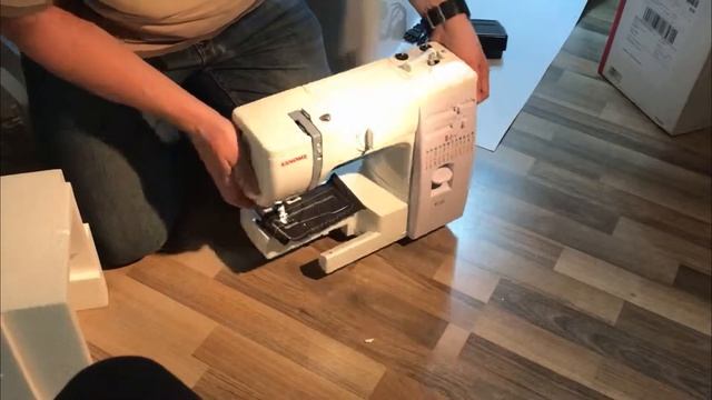 Unboxing Janome 423S смотреть онлайн