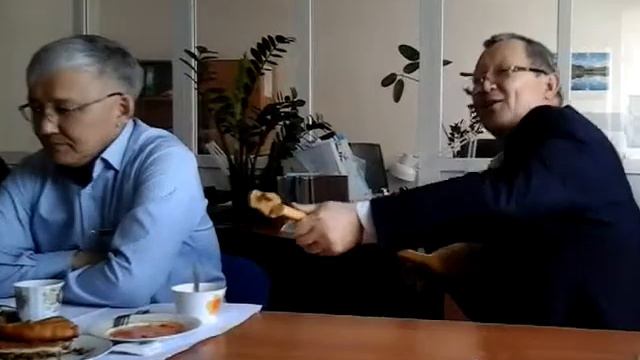 Сариев Байболат - Түн жамылып келеміз. смотреть онлайн