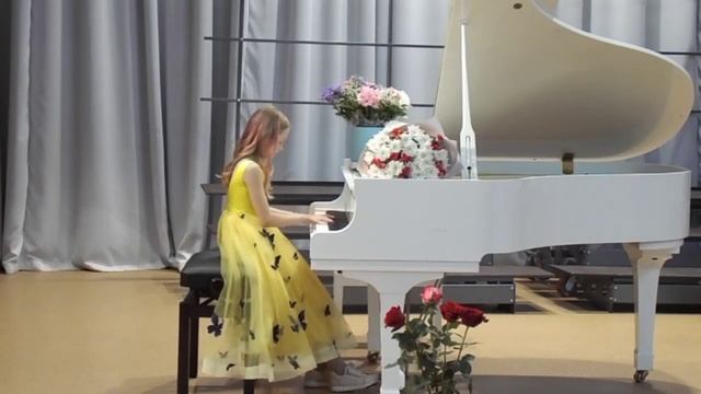 Калинина Александра. Б.Мартину «Коломбина танцует» смотреть онлайн