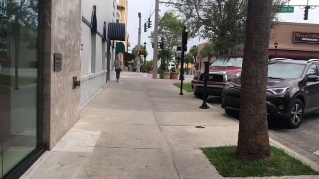 КУДА ПОЕХАТЬ В ВОСКРЕСЕНЬЕ: В РЕСТОРАН, НА ИППОДРОМ, НА ПРОГУЛКУ? МОЯ АМЕРИКА С НАТАЛИЕЙ ПОСЛАВСКОЙ смотреть онлайн