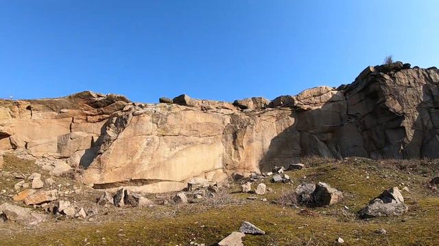 Каменные реликты в долине реки Московка смотреть онлайн