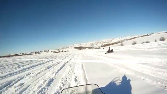 Покатушки на снегоходе. Часть 1 из 2 смотреть онлайн