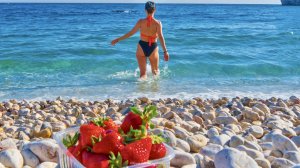 КРЫМ сегодня. ЖАРА как ЛЕТОМ! ГЛИЦИНИЯ - ВОДОПАД из цветов! СИМЕИЗ 2024, ПЛЯЖ, КУПАНИЯ в АПРЕЛЕ