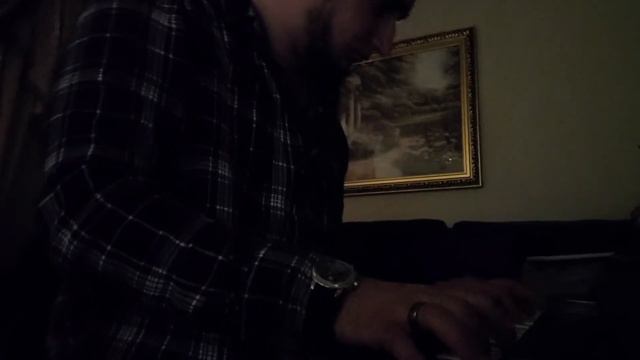 Пробую научится играть на пианино) смотреть онлайн