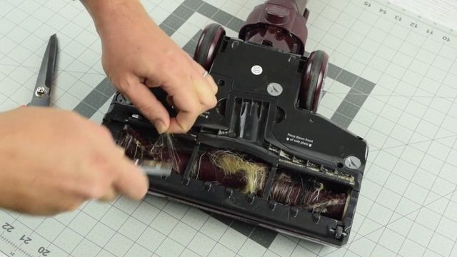 How To Clean the Brush Roll on ANY Vacuum FAST - Remove Hair etc. смотреть онлайн