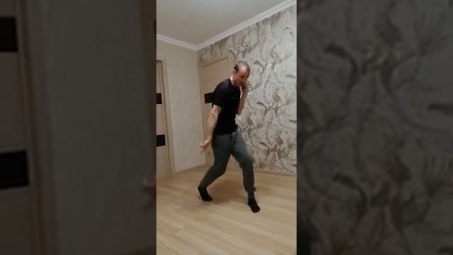 Часть 1. Разминка (тренировка по тайскому боксу) смотреть онлайн