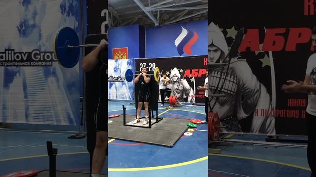 Вороков Султан подъем штанги на бицепс 85 кг