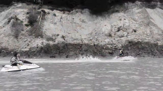 Death Ski (A Hip Hop Jet Ski Odyssey) With Jet Ski Jiles смотреть онлайн