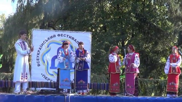 "Весела Слобода" - "Ой під вишнею" смотреть онлайн