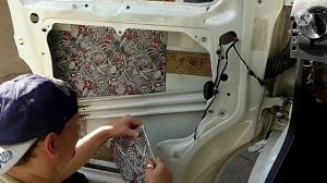 Volkswagen T5  Шумо-вибро изоляция дверей правильно. Обесшумка салона ®️