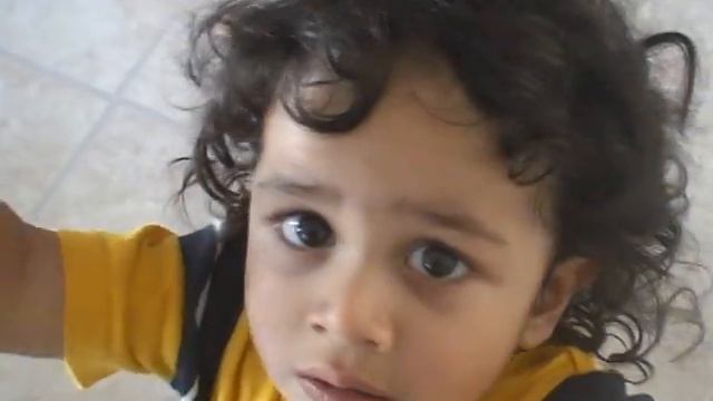 Ronak and Dev, playing nani's balloon game смотреть онлайн