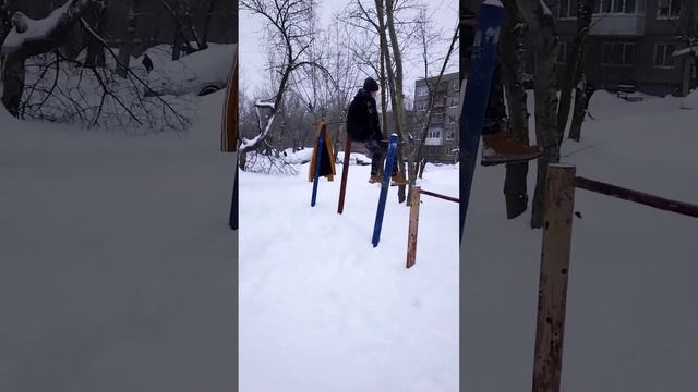 Учусь делать кумкват, Все трюки были выполнены профессионалом) ( не повторять) смотреть онлайн