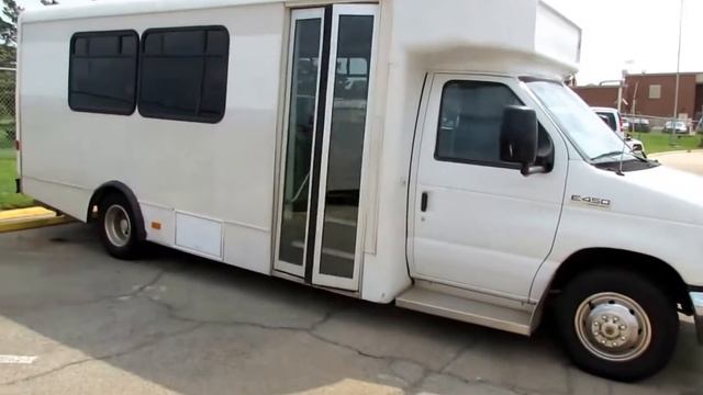 2006 Ford E450 transit bus Demo смотреть онлайн