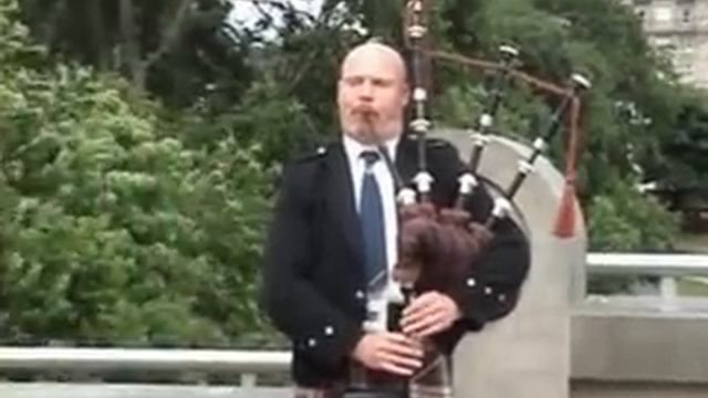 Шотландская волынка -  Scotland