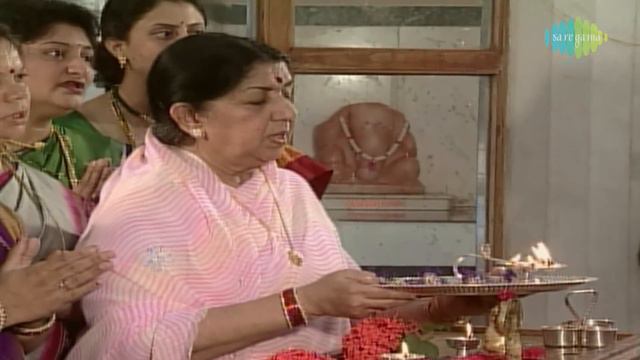Ganpati Aarti | Sukhkarta Dukhharta | Lata Mangeshkar | Devotional Songs | Marathi Songs смотреть онлайн