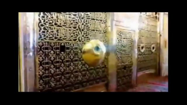 Рядом с могилой Пророка смотреть онлайн