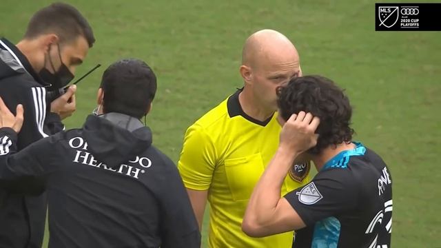 UNREAL SCENES: GK Sees Red Card, Nani Misses PK, Field Player Makes Game-Winning Save! смотреть онлайн