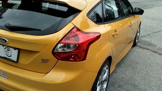 2013 Ford Focus ST смотреть онлайн