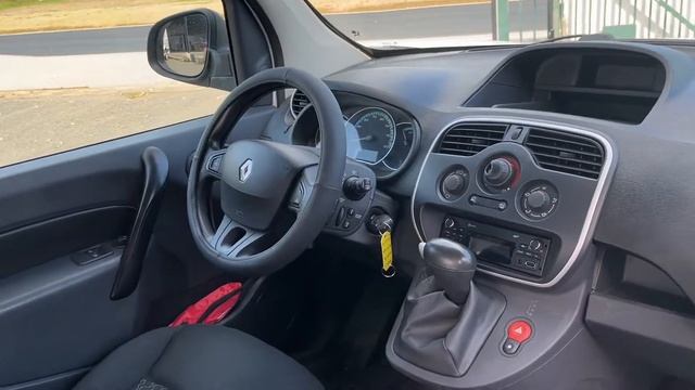 RENAULT KANGOO ZE PORTE LATERALE HAYON ARRIERE VITRE Réf. 22039 смотреть онлайн