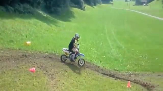 PitBike-Club Burri-Späni смотреть онлайн