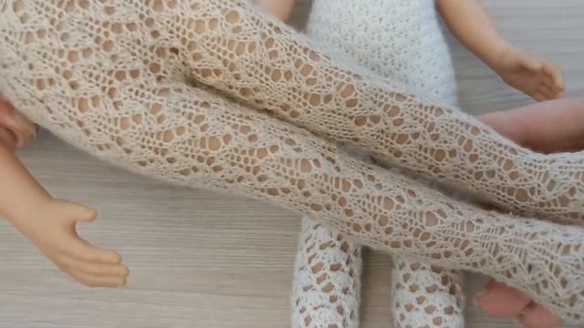 Шикарные колготки спицами и крючком!!! смотреть онлайн