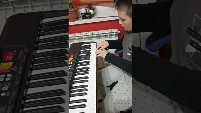 Yamaha Psr- f52 смотреть онлайн