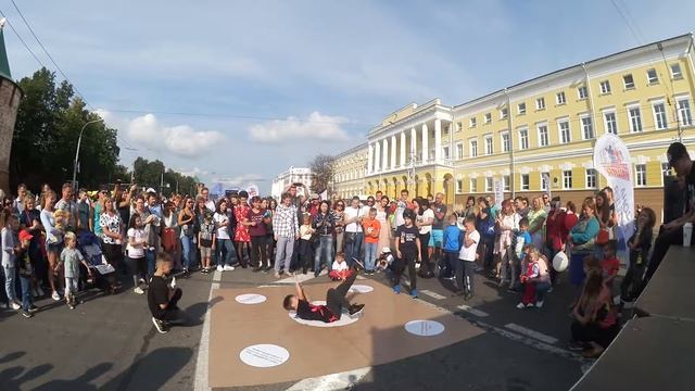 Школа брейк данса Нижний Новгород Serious Dance School | БРЕЙКИНГ НАЦИЯ 2018 | ДЕТИ 7-9 ЛЕТ смотреть онлайн