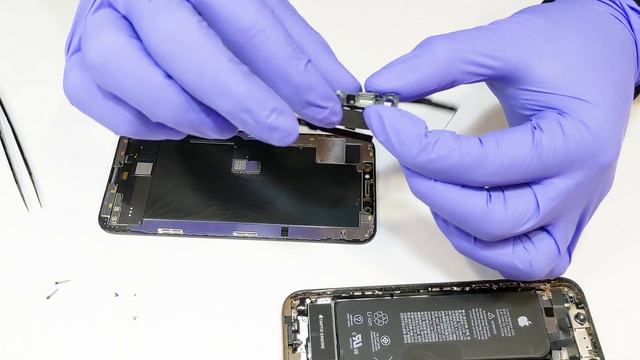 Замена экрана iPhone Xs Display Replacement tutorial[1080p] смотреть онлайн