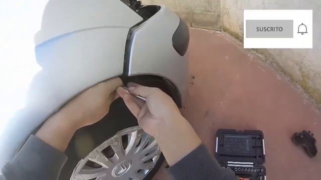 Citroën C3 I del 2006 Cómo Quitar el Paragolpes Delantero смотреть онлайн