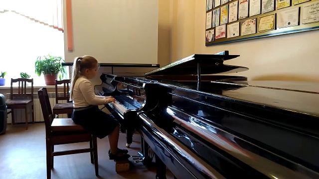 Глухова Злата, 8 лет. Н.Торопова "Новогодний вальс". смотреть онлайн