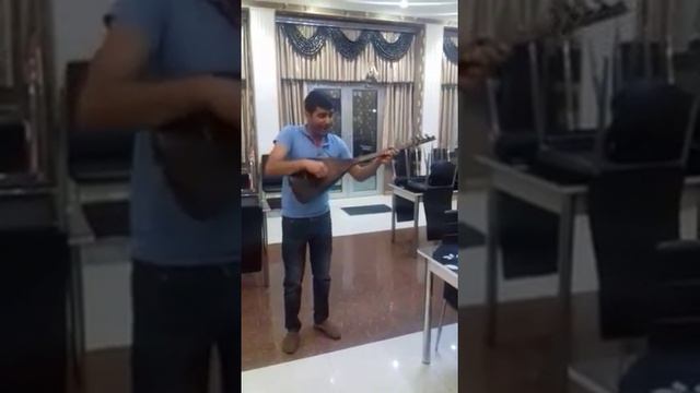 Qazaxlı Ramiz Kerimov Yeni Ulduz Restoranında смотреть онлайн