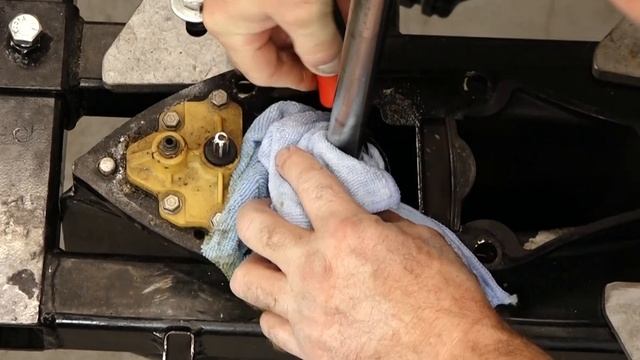 Mercury 200XL Input Shaft Seal Replacement | Mercury 200 Verado Upper Shaft Seal Replacement