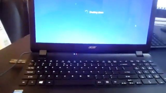 Acer Laptop TOUCHPAD Mouse NOT Working Fix E ES ES1 E15 ES15 V3 R3 SA5 E5 R7 VN7 R5 F5 Trackpad Sto смотреть онлайн