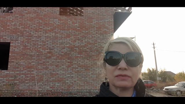 Строим свой дом. Тяжело продвигается крыша! смотреть онлайн