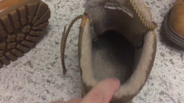 ГАЙД ПО ЗИМНИМ БОТИНКАМ - [ ЧТОБЫ НЕ СКОЛЬЗИТЬ, КАК КОРОВА ] смотреть онлайн