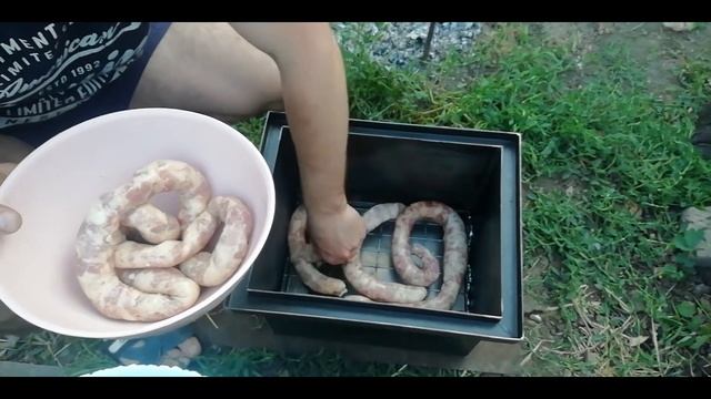 Колбаса копченая в домашних условиях. Коптильня Горячего копчения. смотреть онлайн