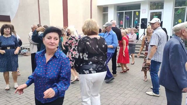 Школьница.........13.08.23 Гомель парк Луначарского ? смотреть онлайн