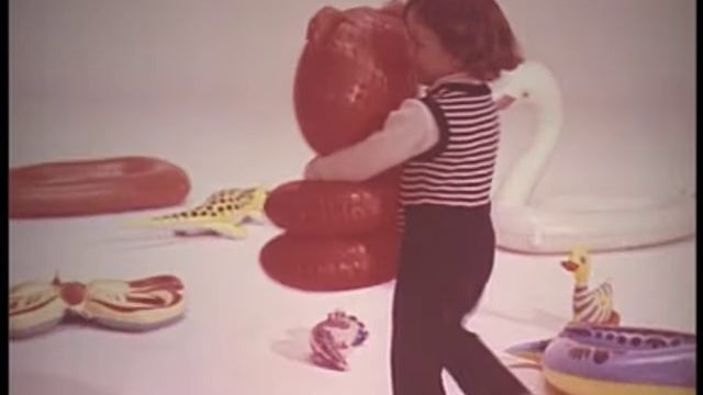 Советская реклама： надувные игрушки.Советская реклама: надувные игрушки. смотреть онлайн