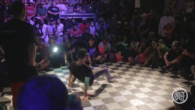 Skunk vs Keebz - Footwork Finals Outbreak Hiphop Festival 10 Year Anniversary смотреть онлайн