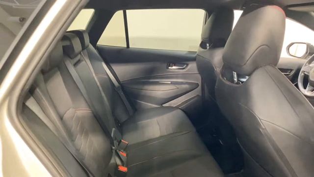 Toyota Corolla 2.0 TS Elhybrid Exec Bi-tone Drag Nav Garanti RGK44E смотреть онлайн