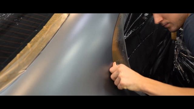 Mercedes-Benz E 200 в матовом цвете. Hexis Bodyfence | студия автовинила смотреть онлайн