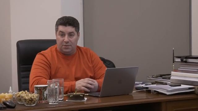 Какие фундаментальные науки лежат в основе испанского фехтования? смотреть онлайн