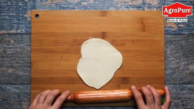 How To Make Puran Poli Or Sweet Flatbread Here's Simple Recipe смотреть онлайн
