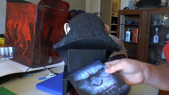 Limited Edition Caesar's Warrior Head Collection (Planet of the Apes) смотреть онлайн