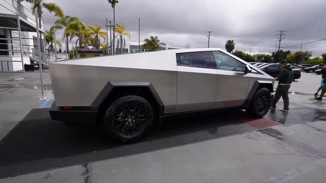 TAKING DELIVERY OF THE TESLA CYBERTRUCK! смотреть онлайн