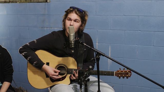 SMOKING TIGERS // HOMAGE (LIVE ACOUSTIC) смотреть онлайн