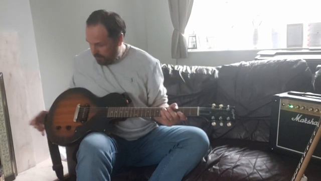 Epiphone Les Paul Junior Review
